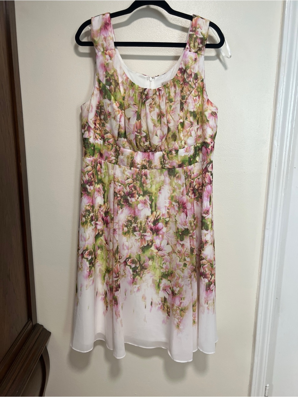 Signature Ella Floral Sleeveless Dress – Size 16W – Fully Lined